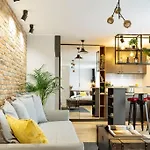 아파트 Amazing View - Terrace+netflix - Center 부쿠레슈티