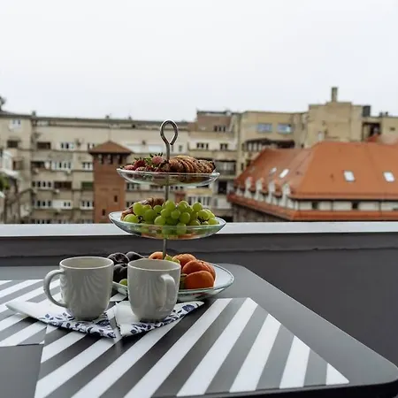 Amazing View - Terrace+netflix - Center Apartment *